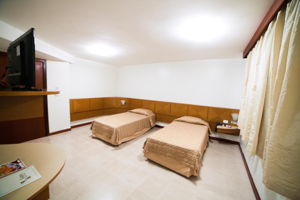 Copas Executive Hotel Каскавел Экстерьер фото